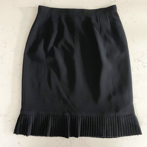 Albert Nipon Petite Vtg Lined Triacetate Pencil Skirt w Pleated Hem Black Sz 6P - Picture 1 of 10
